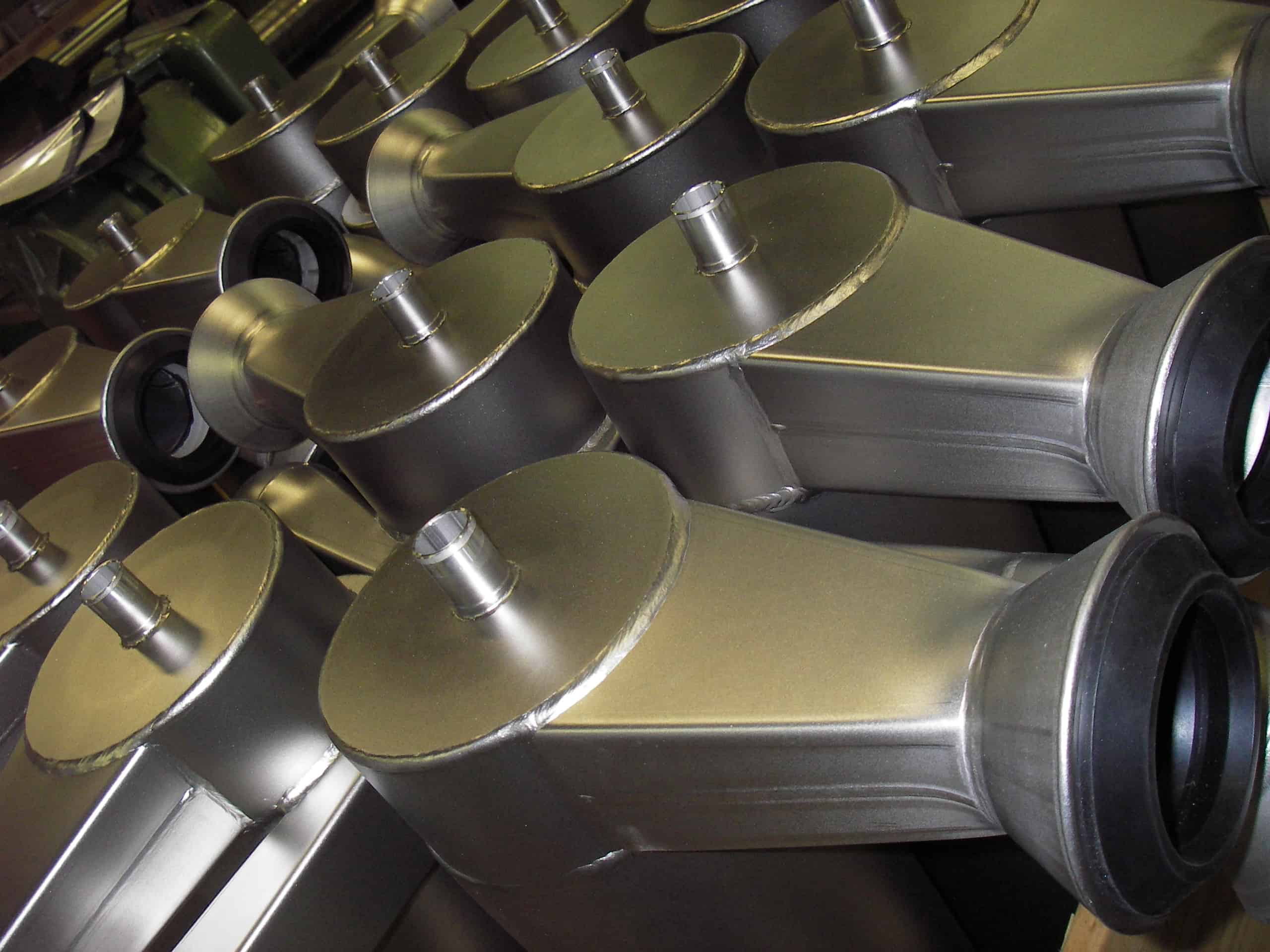 Multiple hydrocyclones arranged together.